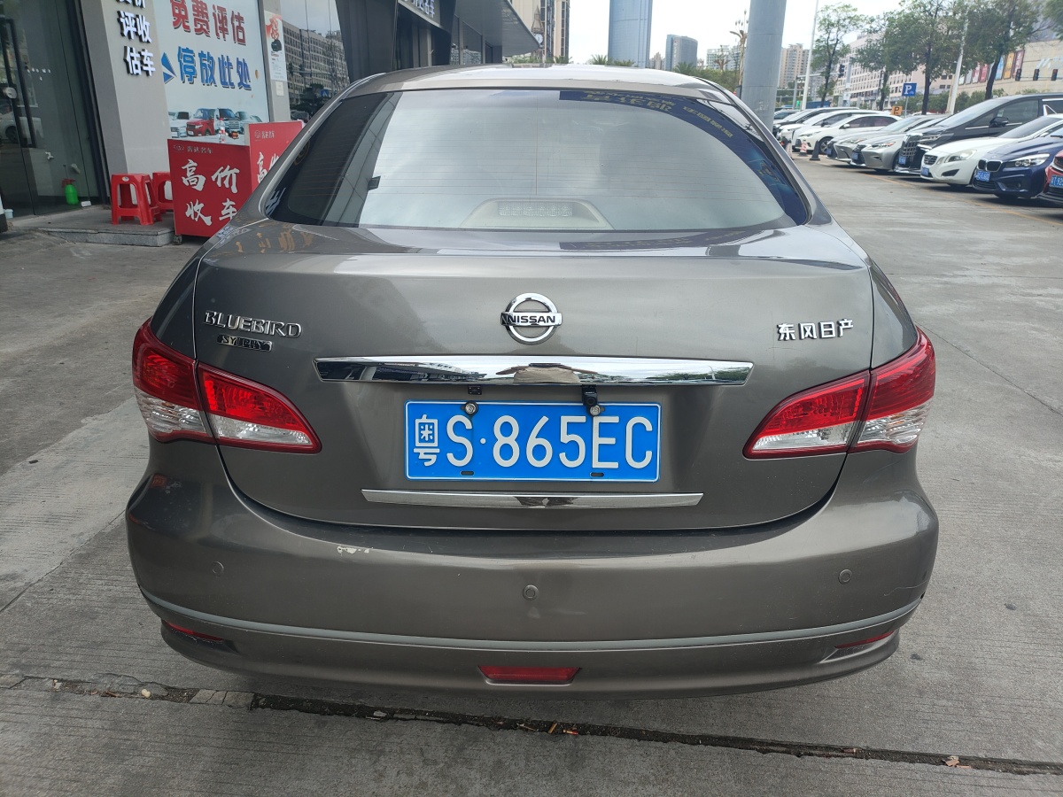 日產(chǎn) 軒逸  2012款 經(jīng)典 1.6XE 自動舒適版圖片