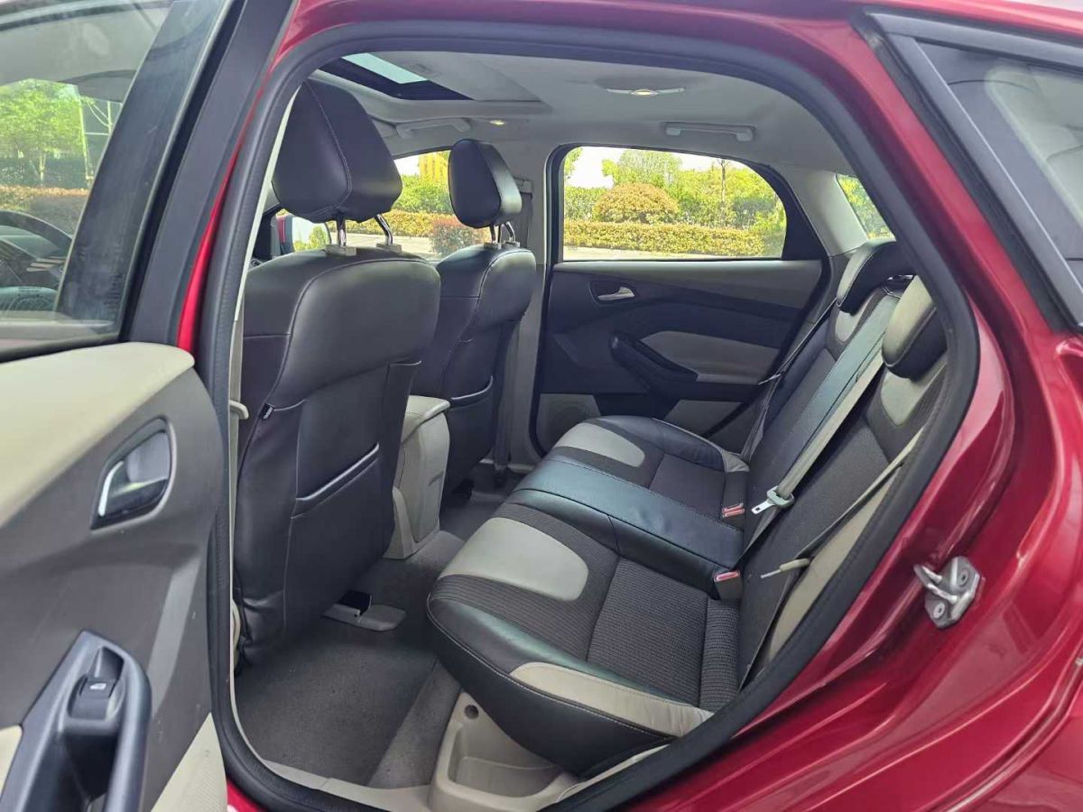 福特 ?？怂? 2015款 三廂 EcoBoost 180 自動精英型圖片