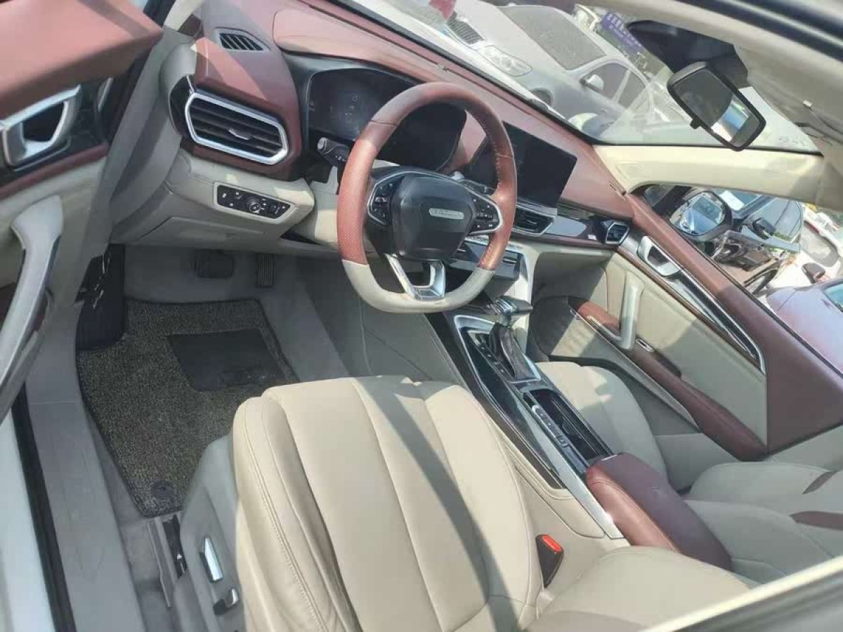 寶駿 寶駿RS-5  2019款  1.5T CVT智能駕控旗艦版 國VI圖片
