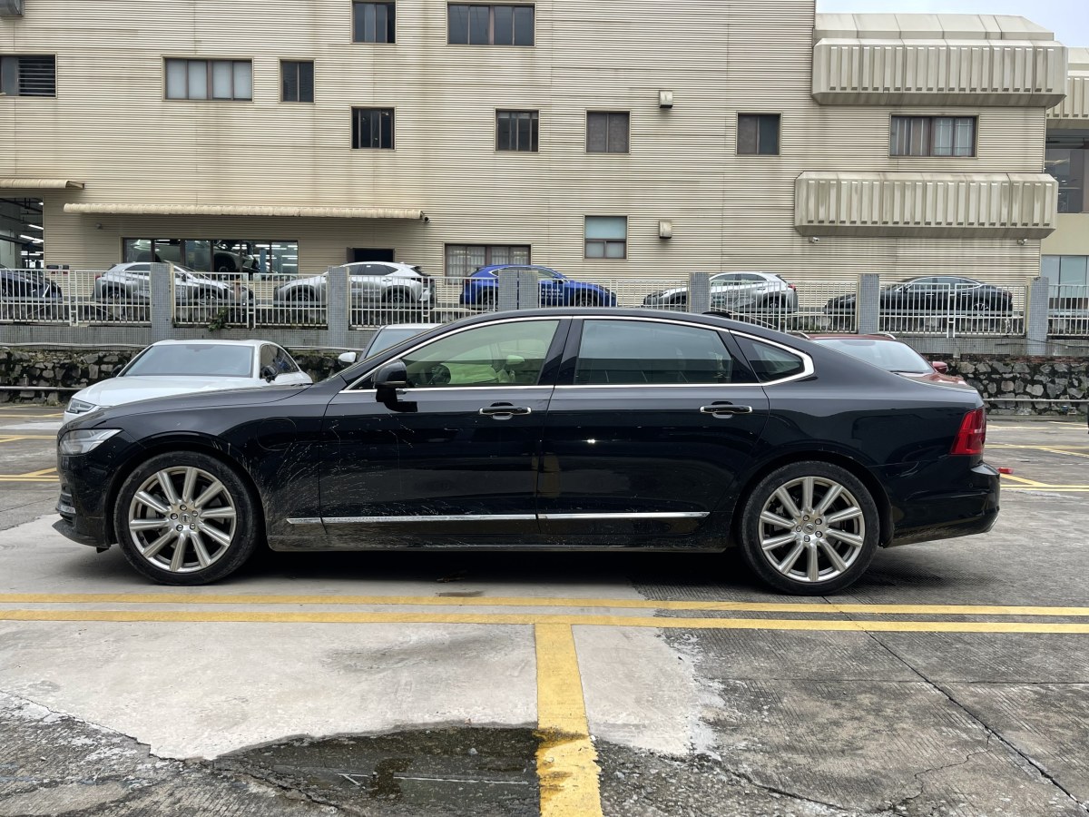 沃尔沃 S90新能源  2019款  T8 E驱混动 智雅版 国VI图片