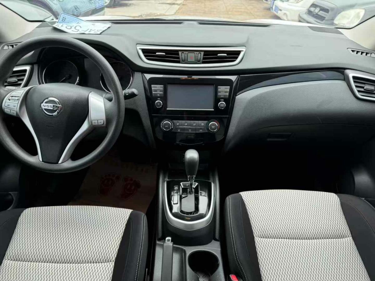 日產(chǎn) 勁客  2018款 1.5L CVT智聯(lián)尊享版圖片