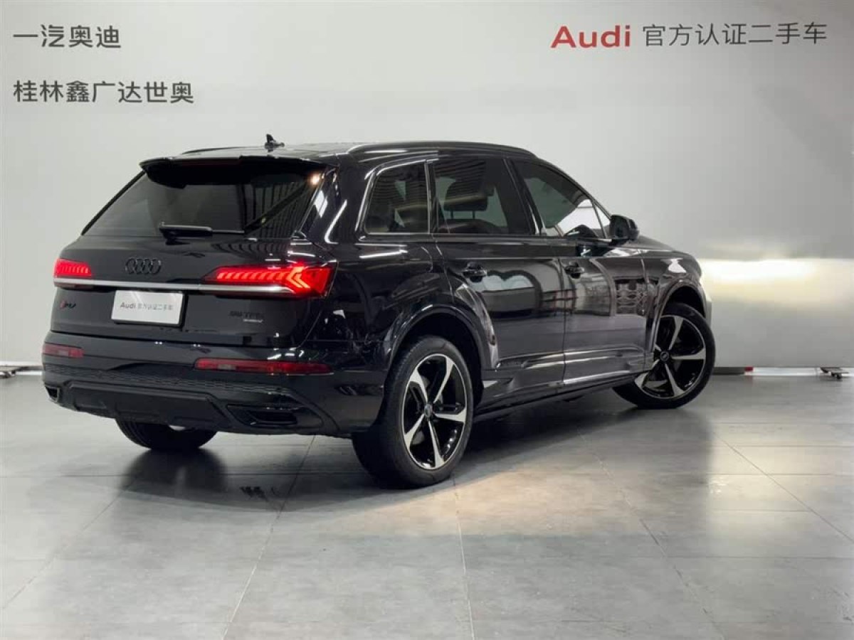 奧迪 奧迪Q7  2023款 55 TFSI quattro S line運動型圖片