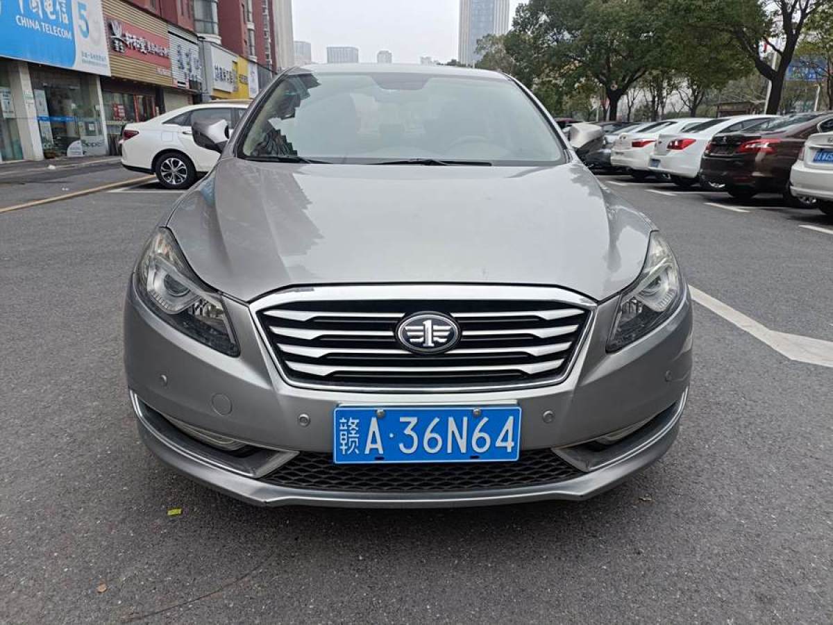 奔騰 B70  2014款 2.0L 自動豪華型圖片