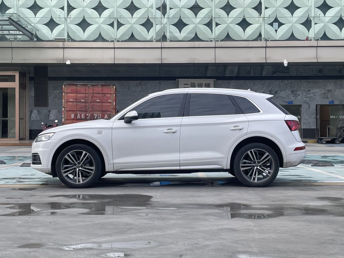 奧迪 奧迪Q5L  2020款 改款 40 TFSI 榮享進取型圖片