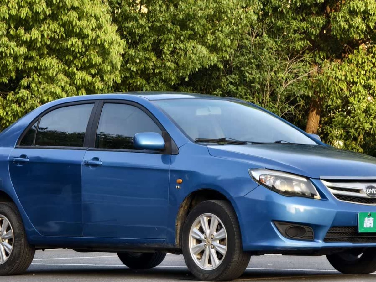 比亞迪 L3  2012款 1.5L 手動尊貴型圖片