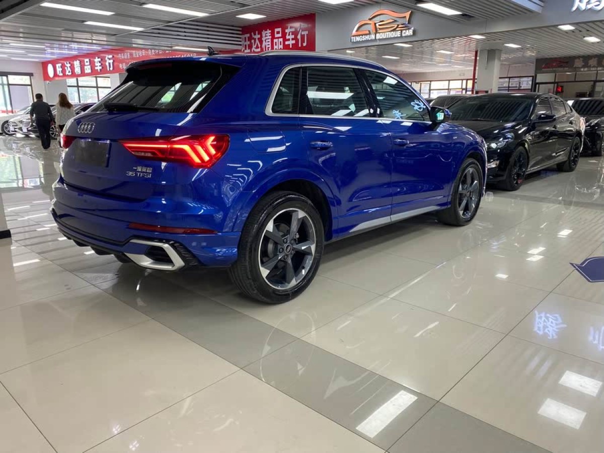 奧迪 奧迪Q3  2024款 35 TFSI 時(shí)尚動(dòng)感型圖片