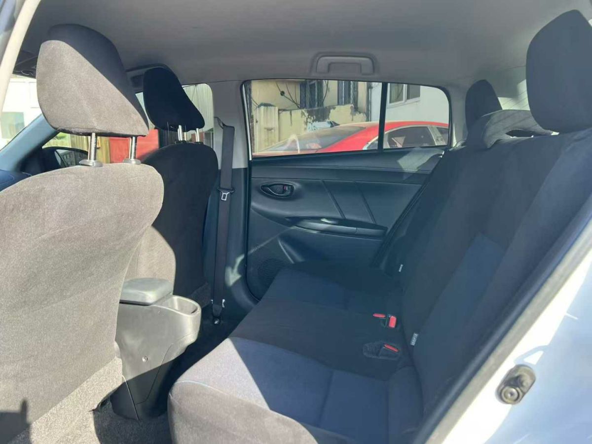 豐田 YARiS L 致炫  2018款 1.5E CVT冠軍限量版圖片