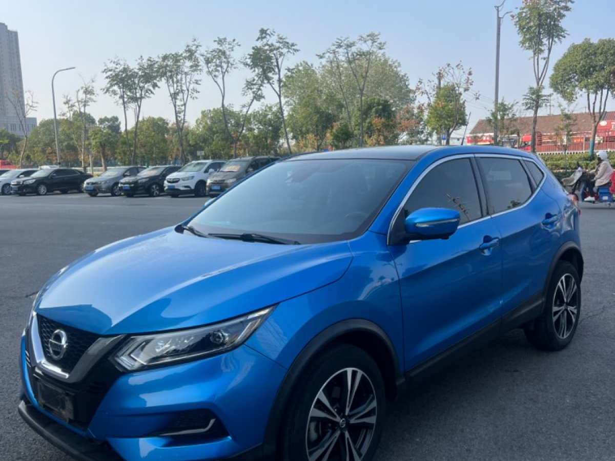 日產(chǎn) 逍客  2019款  2.0L CVT豪華版圖片