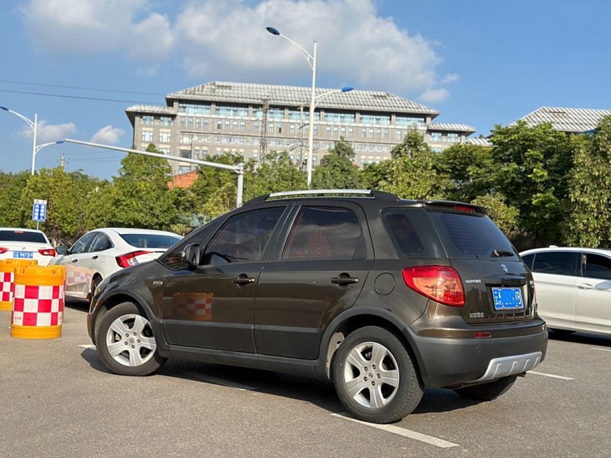 鈴木 天語 SX4  2012款 1.6L 手動銳騎型圖片