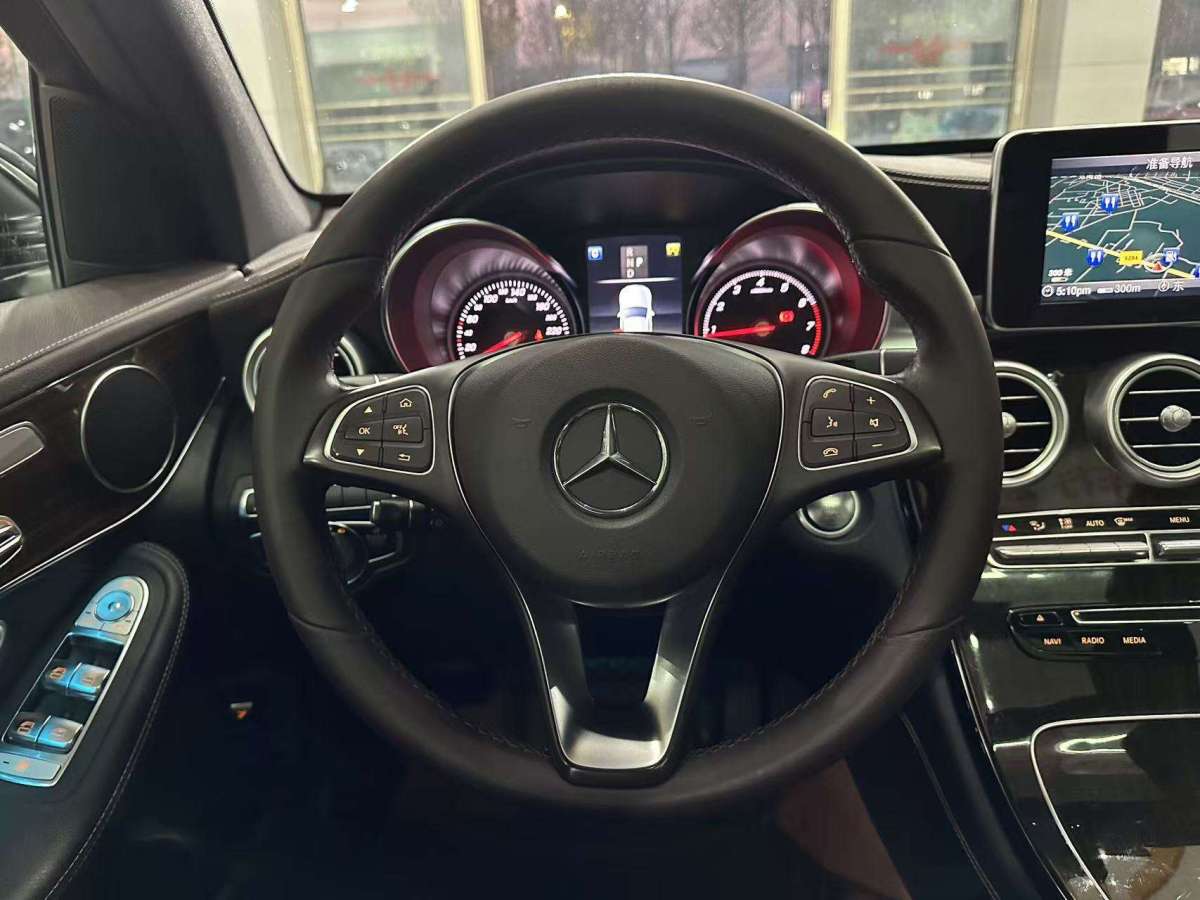 奔馳 奔馳GLC  2019款 GLC 260 4MATIC 豪華型圖片