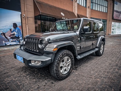 2021年9月 Jeep 牧马人(进口) 2.0T Sahara 四门版图片