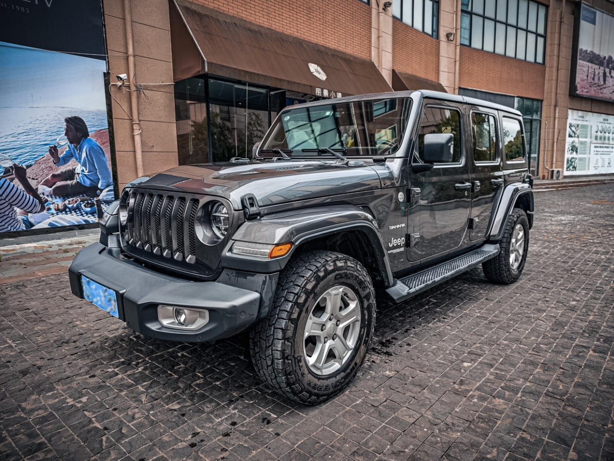 2021年9月Jeep 牧马人  2021款 2.0T Sahara 四门版