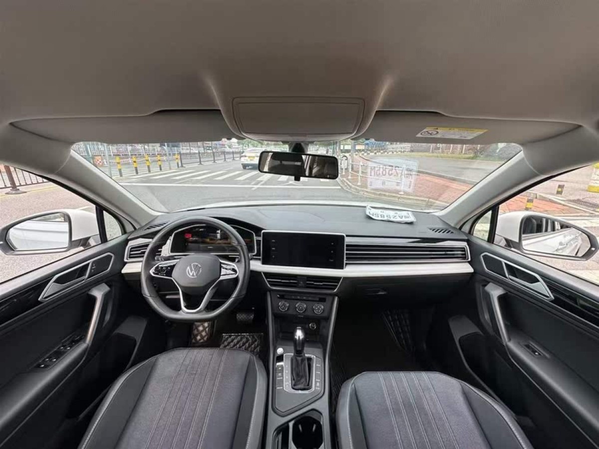 大眾 途觀L  2023款 改款 330TSI 自動兩驅(qū)舒享版圖片