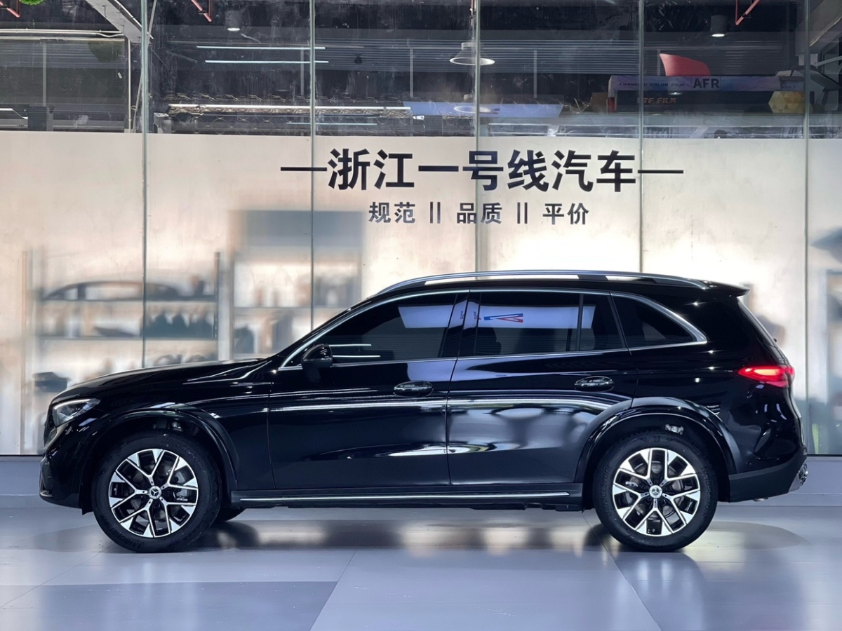 奔馳 奔馳GLC  2023款 改款 GLC 260 L 4MATIC 豪華型 5座圖片