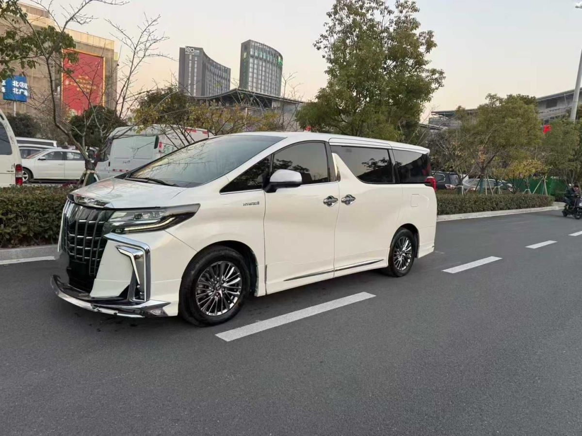 豐田 埃爾法  2019款  雙擎 2.5L 尊貴版圖片