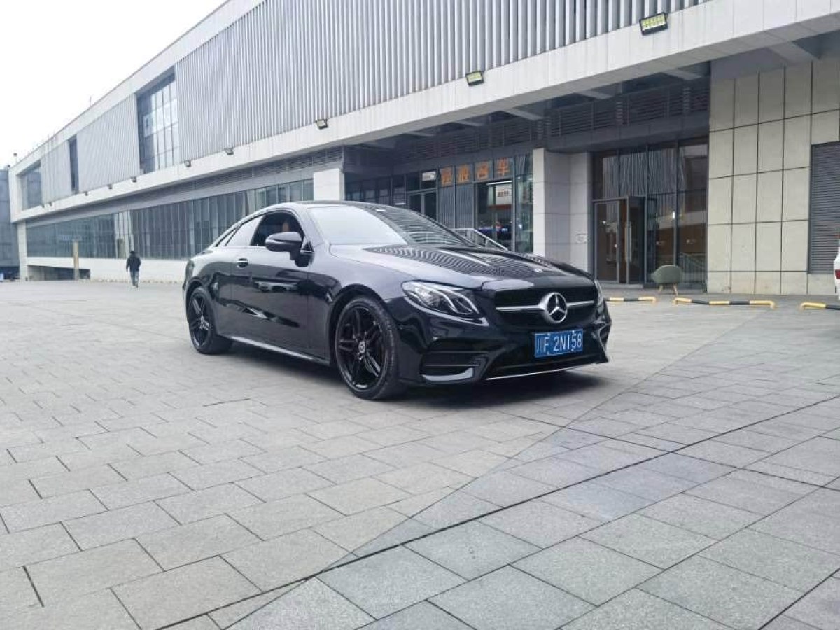奔馳 奔馳E級  2020款 E 260 轎跑車圖片