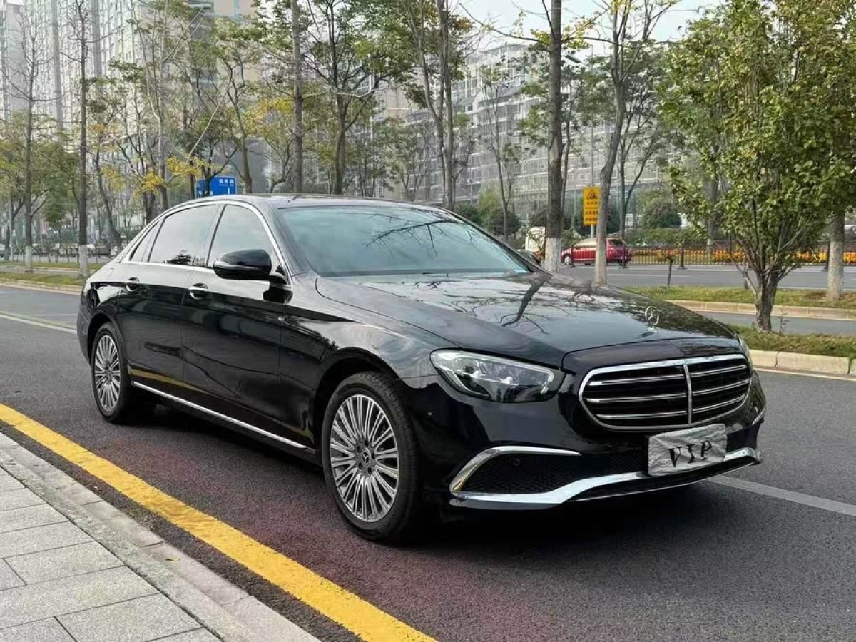 奔馳 奔馳E級(jí)  2023款 改款 E 300 L 豪華型圖片
