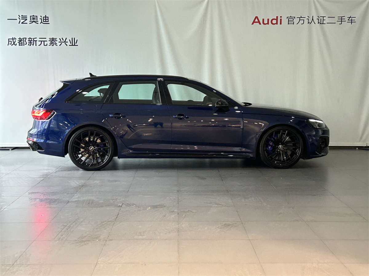 奧迪 奧迪RS 4  2023款 RS4 Avant 黑曜版圖片