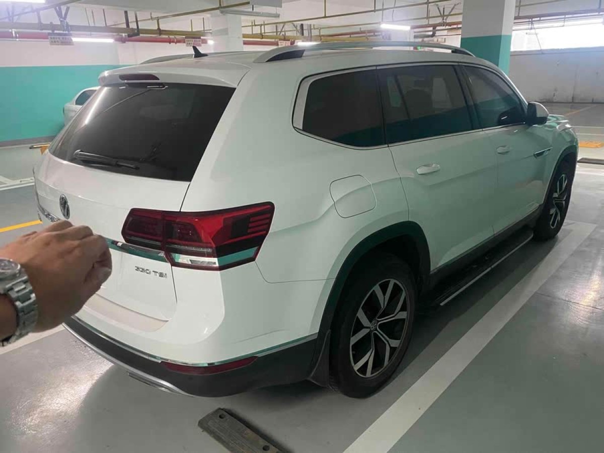 大眾 途昂  2023款 改款 330TSI 兩驅(qū)豪華版圖片