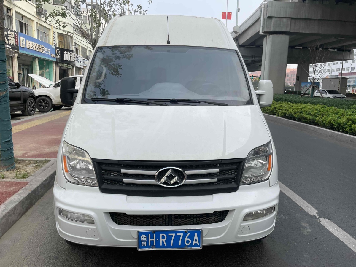 2023年1月上汽大通 V80  2021款 2.0T PLUS AMT廂式貨車VAN長(zhǎng)軸中頂3座