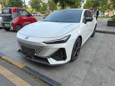 2023年4月 長(zhǎng)安 長(zhǎng)安UNI-V 1.5T 尊貴型圖片