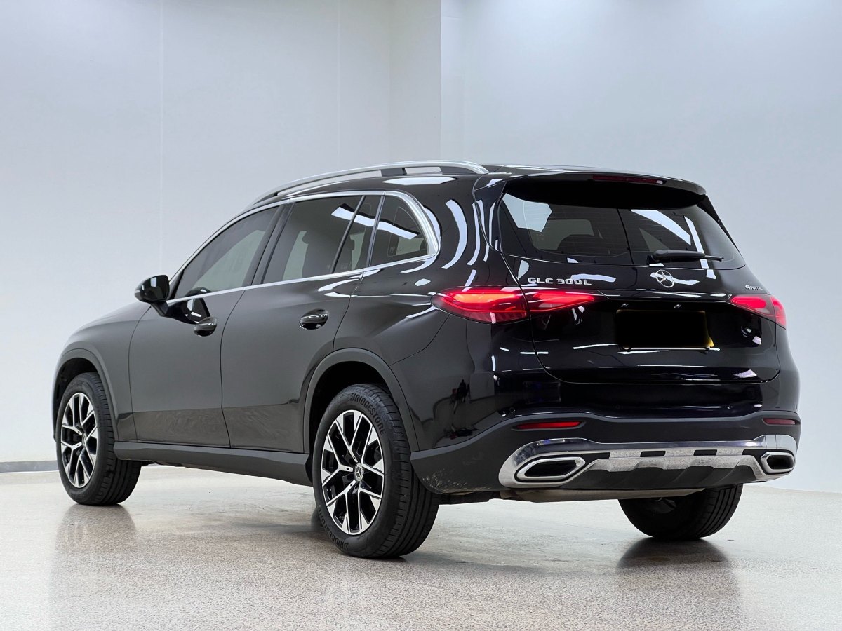 奔馳 奔馳GLC  2023款 改款 GLC 260 L 4MATIC 動感型 5座圖片