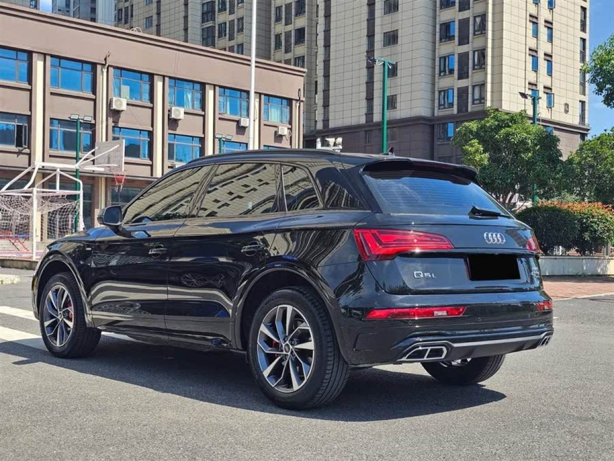 奧迪 奧迪Q5L  2024款 40 TFSI 豪華動感型圖片