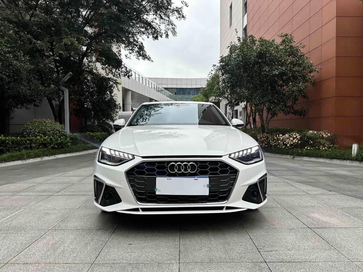 奧迪 奧迪A4L  2022款 40 TFSI 時尚動感型圖片