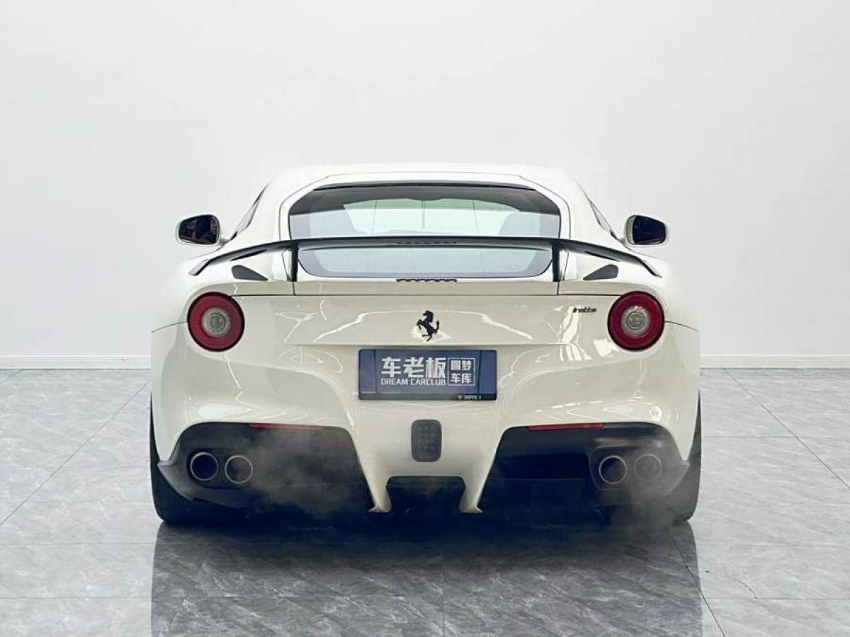 法拉利 F12berlinetta  2013款 6.3L 標(biāo)準(zhǔn)型圖片