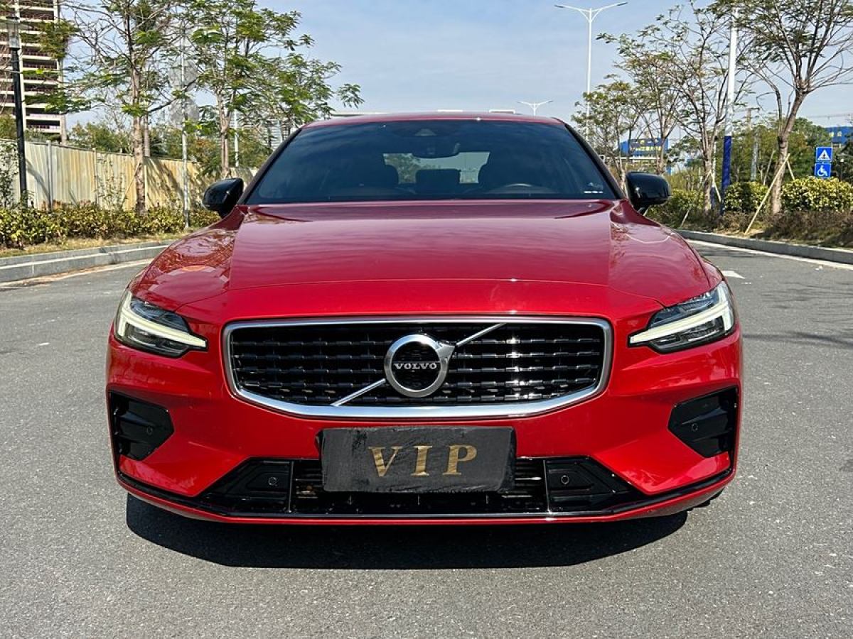 沃爾沃 S60L  2020款 T4 智遠(yuǎn)豪華版圖片