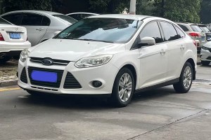 ?？怂?福特 三廂 1.6L 自動舒適型