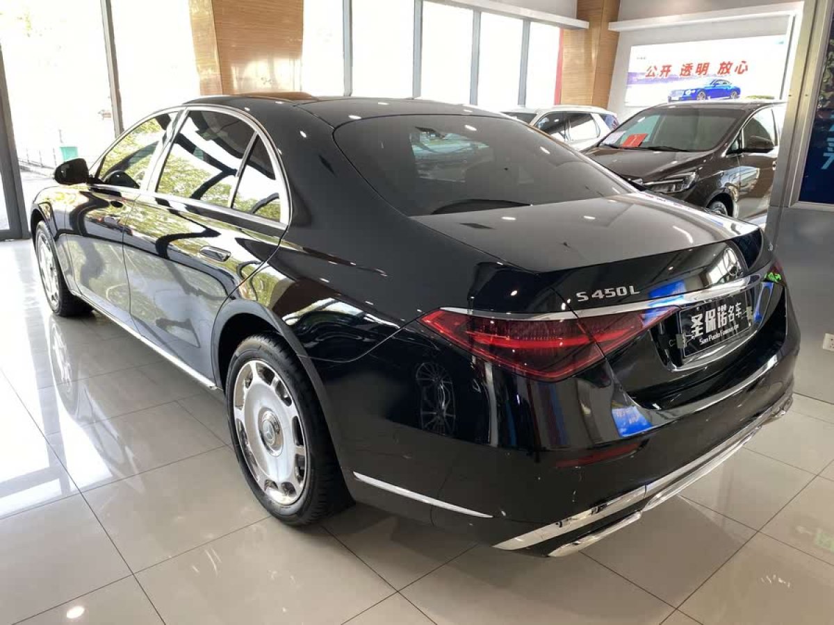 奔馳 奔馳S級(jí)  2022款 改款 S 400 L 商務(wù)型圖片