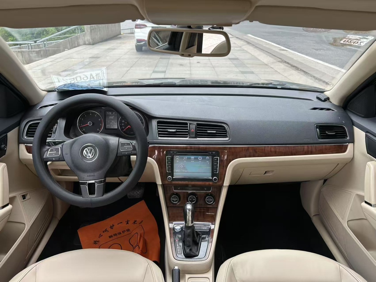 大眾 朗逸  2013款 改款 1.4TSI DSG豪華版圖片