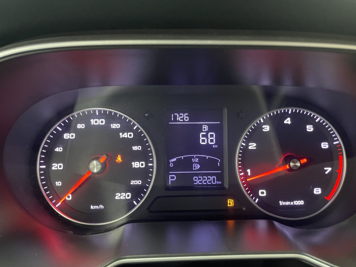 榮威 RX3  2018款 1.6L CVT旗艦版圖片