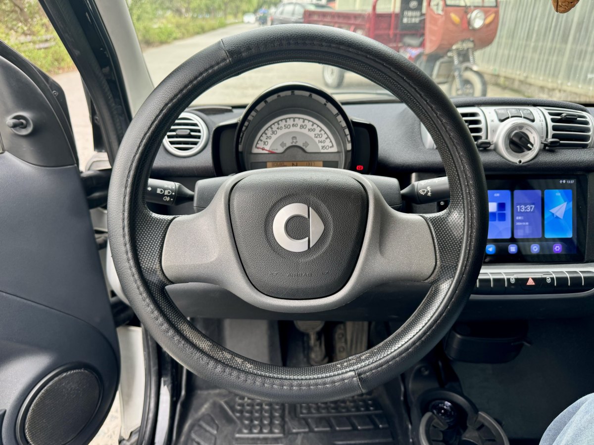 smart fortwo  2013款 1.0 MHD 硬頂城市游俠特別版圖片