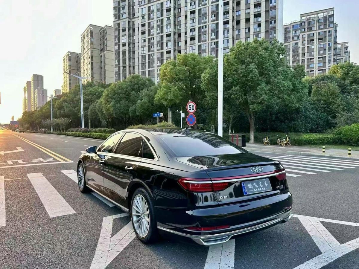 奧迪 奧迪S8  2020款 S8L 4.0TFSI quattro圖片