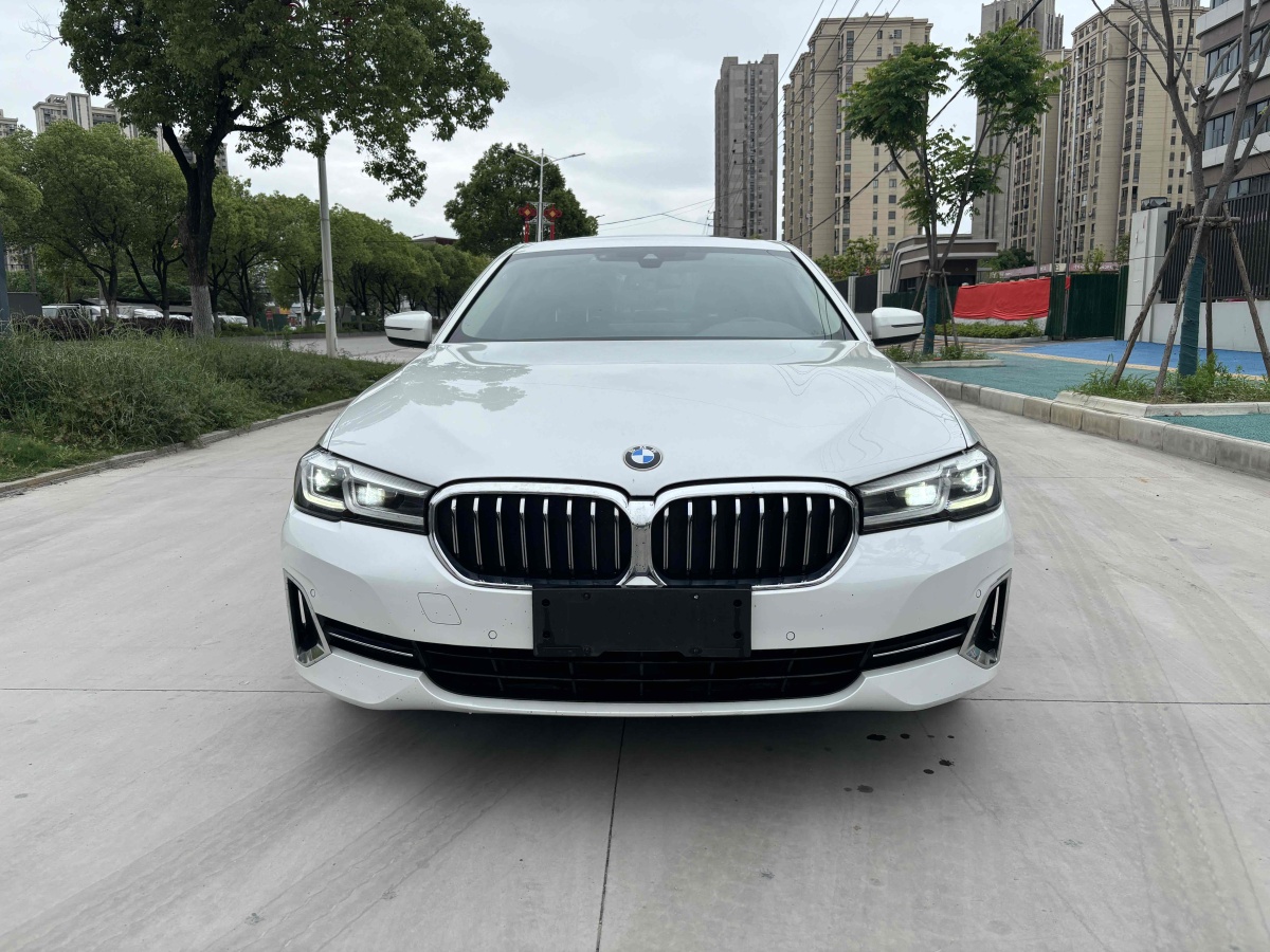 寶馬 寶馬5系  2022款 530Li 領(lǐng)先型 豪華套裝圖片