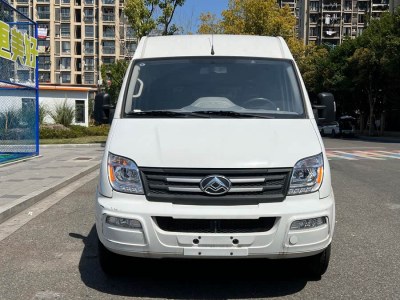 2022年3月 上汽大通 V80 2.0T PLUS 手動(dòng)城市版短軸超低頂5/6座圖片