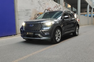 探險(xiǎn)者 福特 EcoBoost 285 四驅(qū)鉑金版 7座