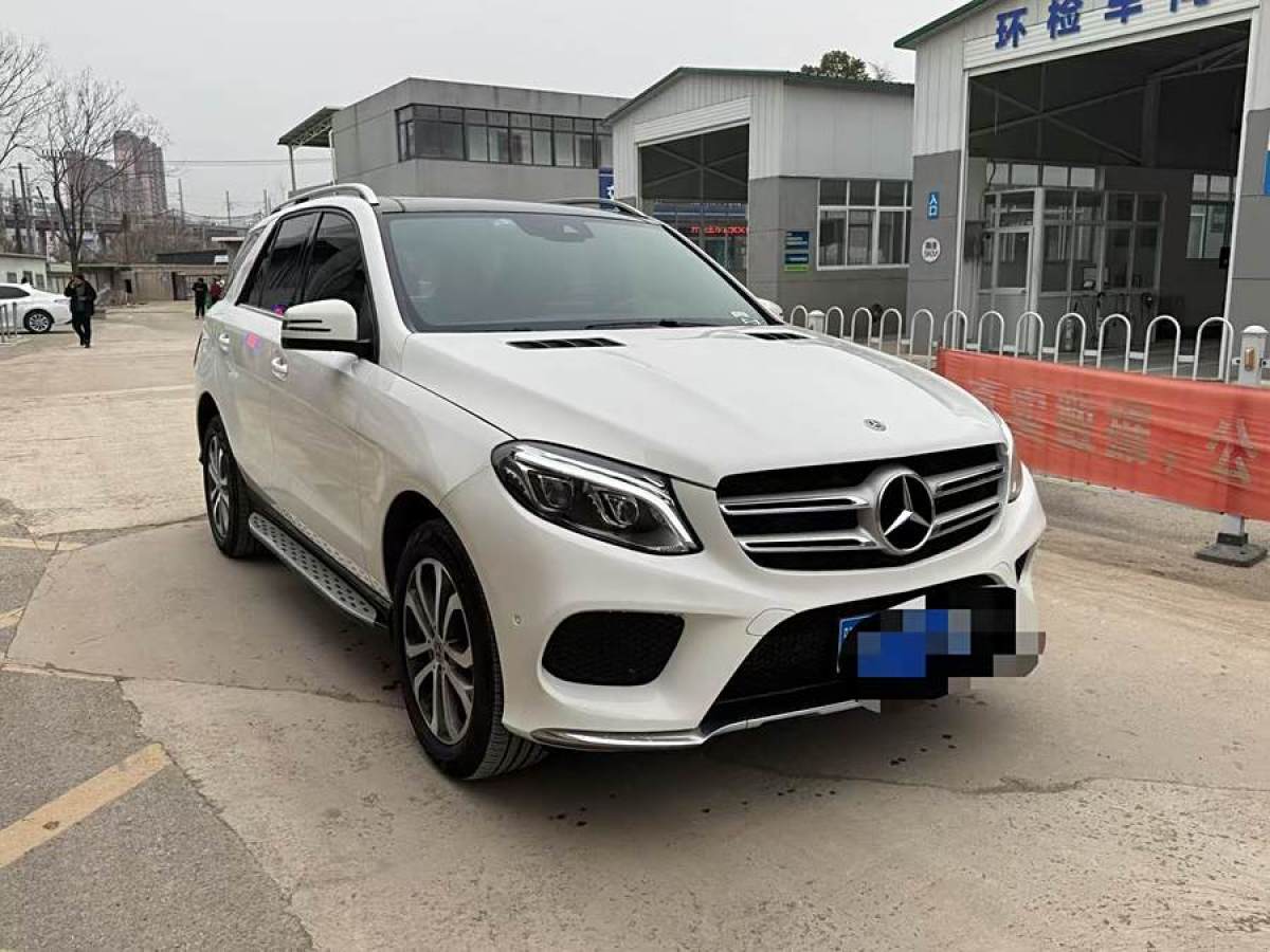 奔馳 奔馳GLE  2016款 GLE 320 4MATIC 豪華型圖片