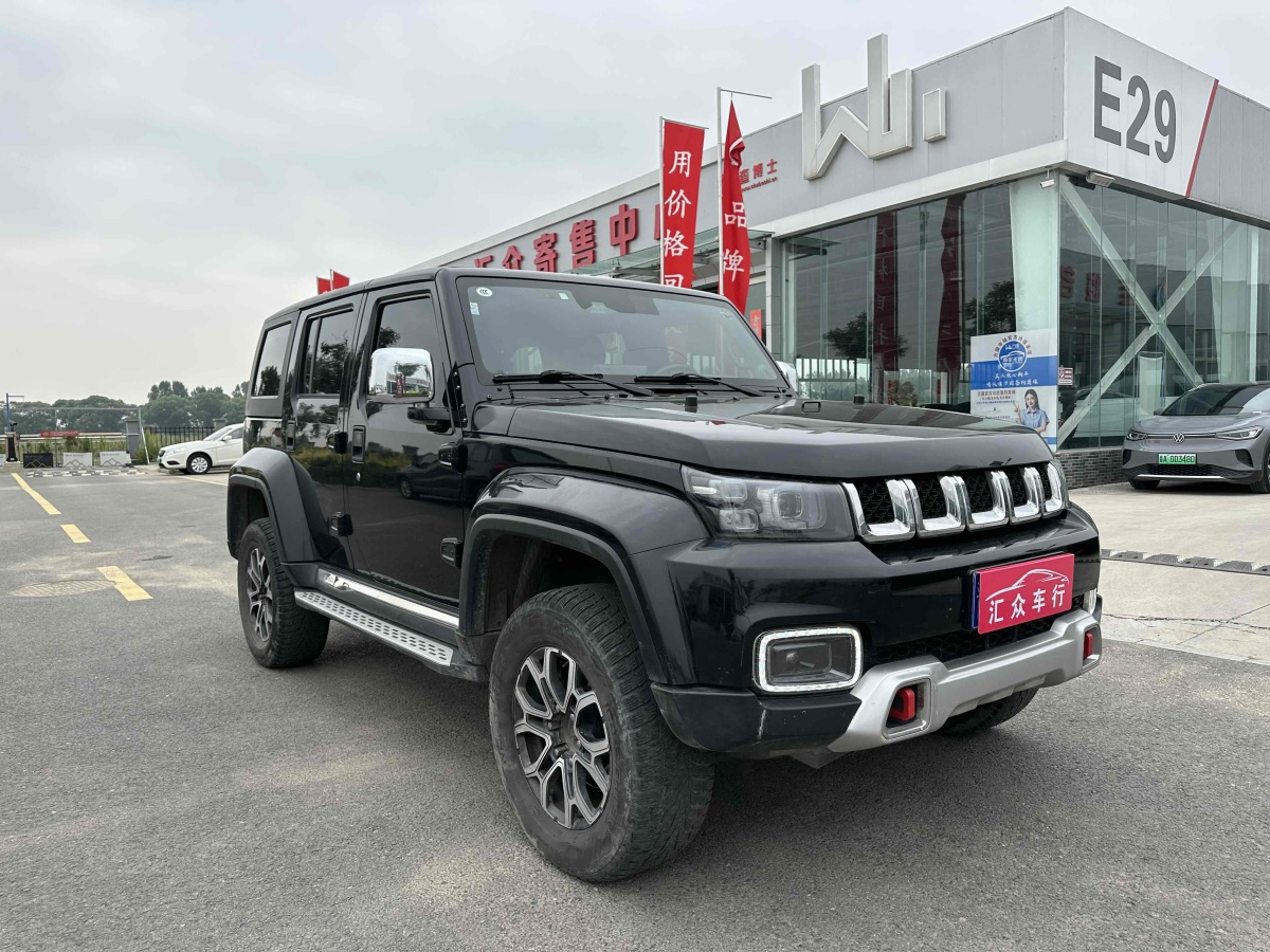 北京 BJ40  2019款  PLUS 2.3T 自動(dòng)四驅(qū)尊享版 國(guó)VI圖片