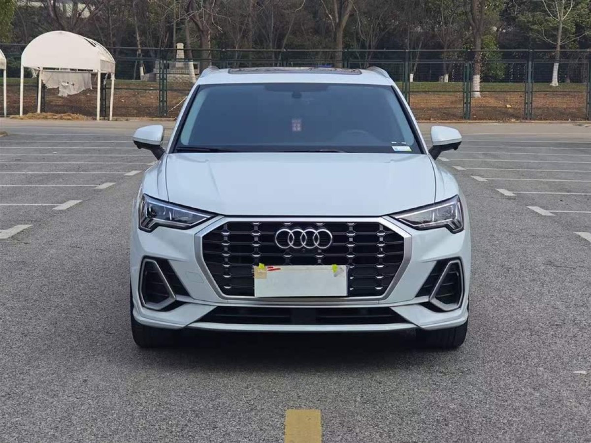 奧迪 奧迪Q3  2019款  35 TFSI 時尚動感型圖片