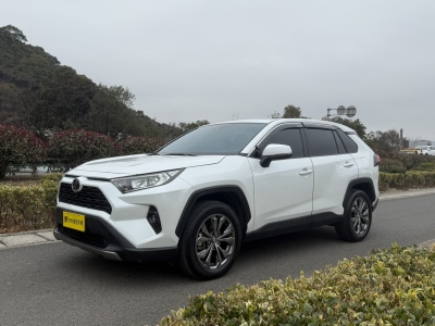 2024年7月 豐田 RAV4榮放 2.0L CVT兩驅(qū)風尚版圖片