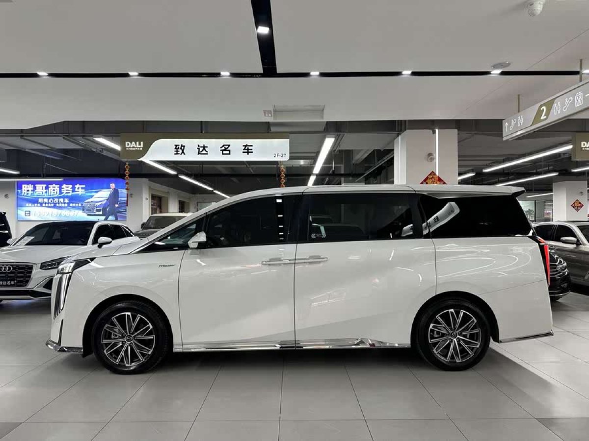 廣汽傳祺 M8  2024款 宗師系列 400T 先鋒版圖片