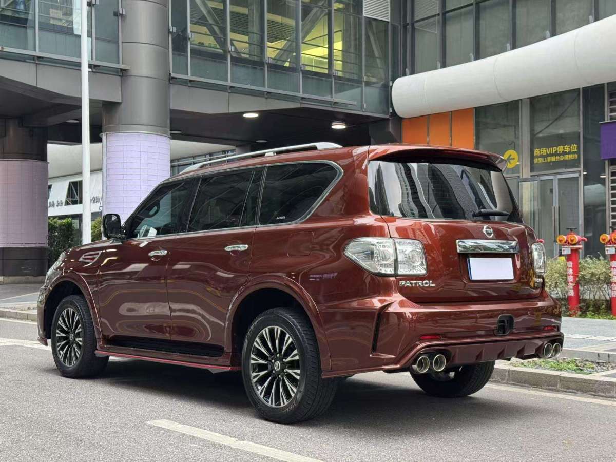 日產(chǎn) 途樂  2018款 4.0L 領(lǐng)英型圖片