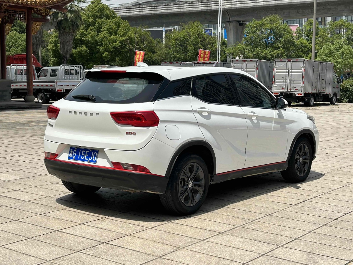 東風(fēng)風(fēng)光 風(fēng)光500  2021款 1.5L CVT優(yōu)享型圖片