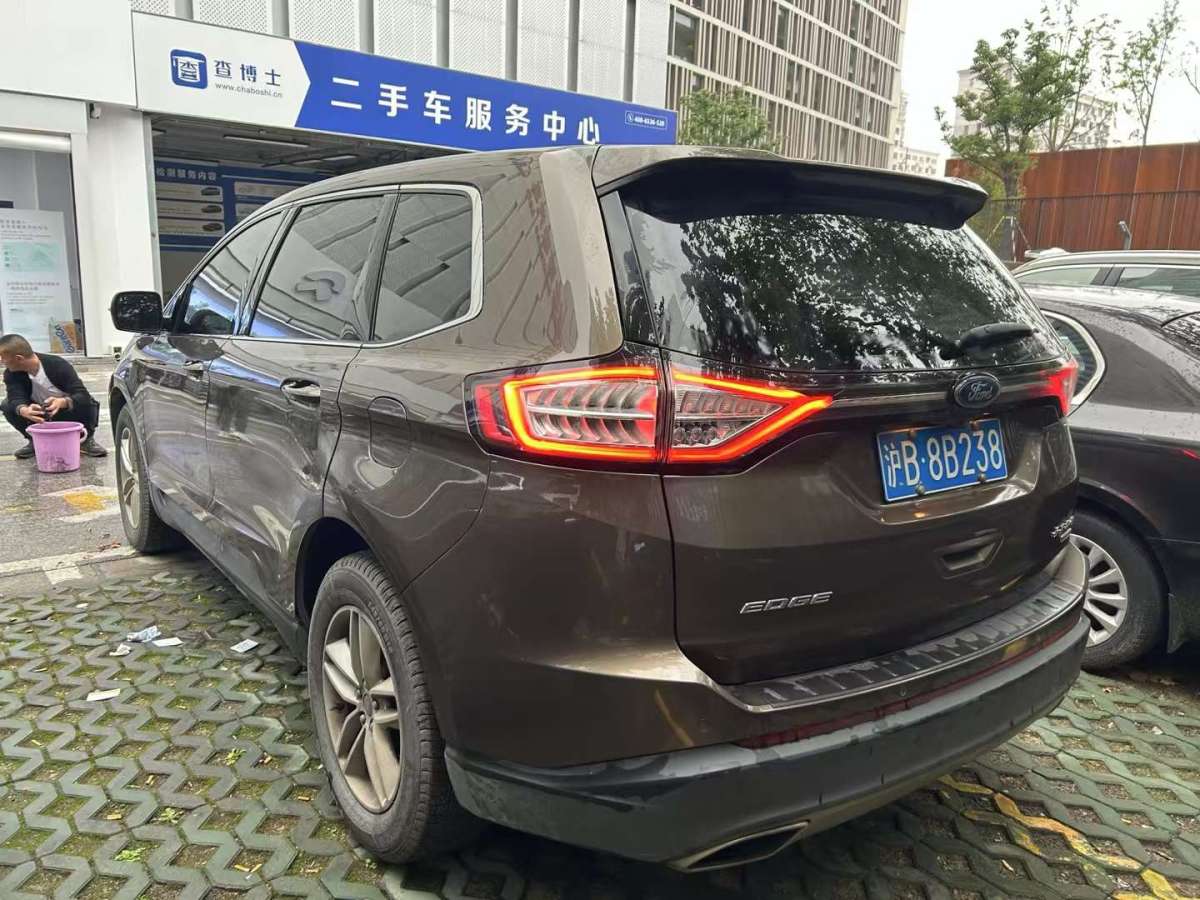 福特 銳界  2017款 EcoBoost 245 兩驅(qū)鉑銳型 5座圖片