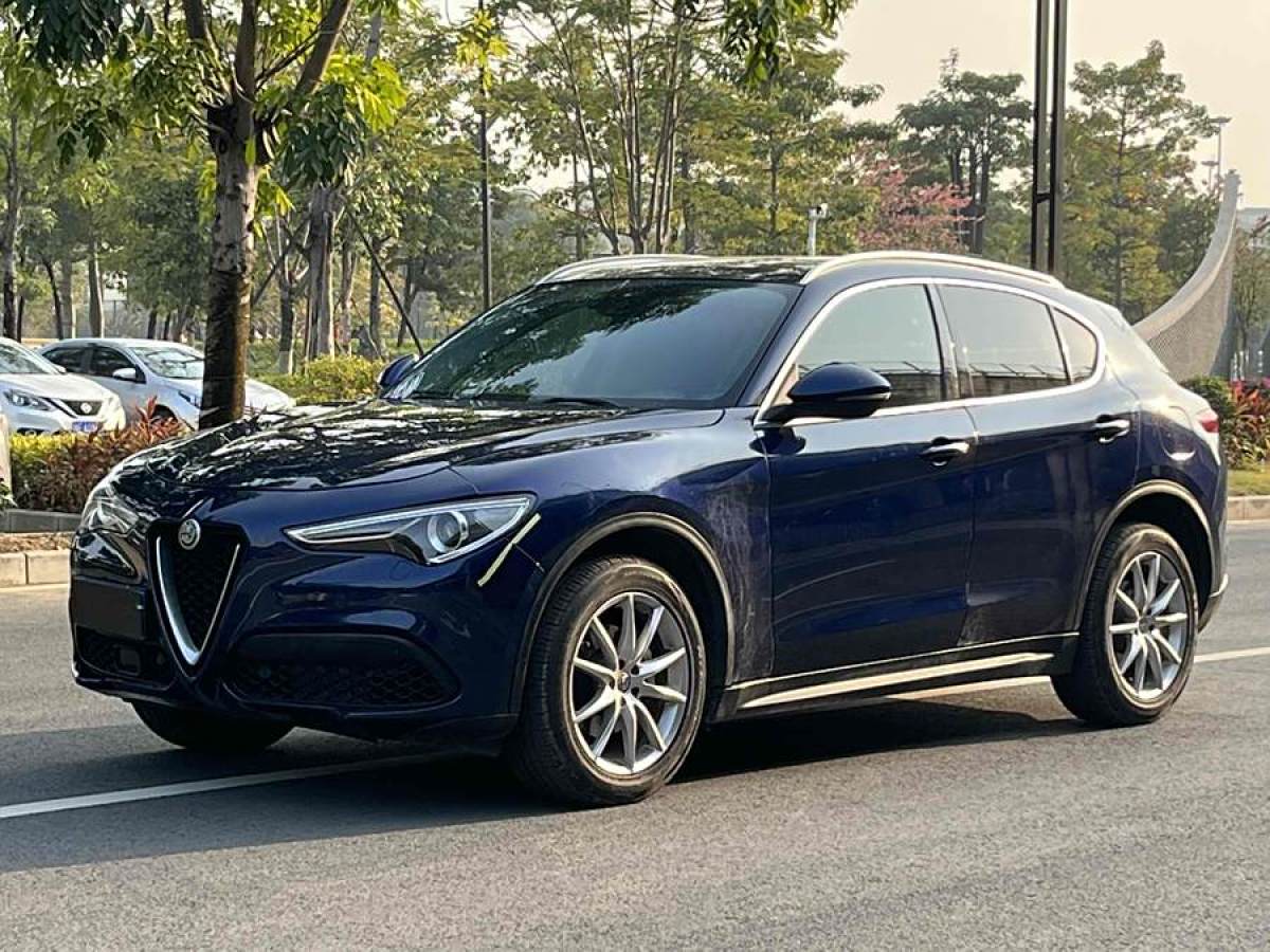 阿爾法·羅密歐 Stelvio  2017款 2.0T 280HP 豪華版圖片