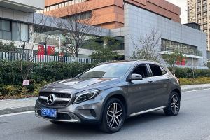 奔馳GLA 奔馳 GLA 220 4MATIC 時(shí)尚型