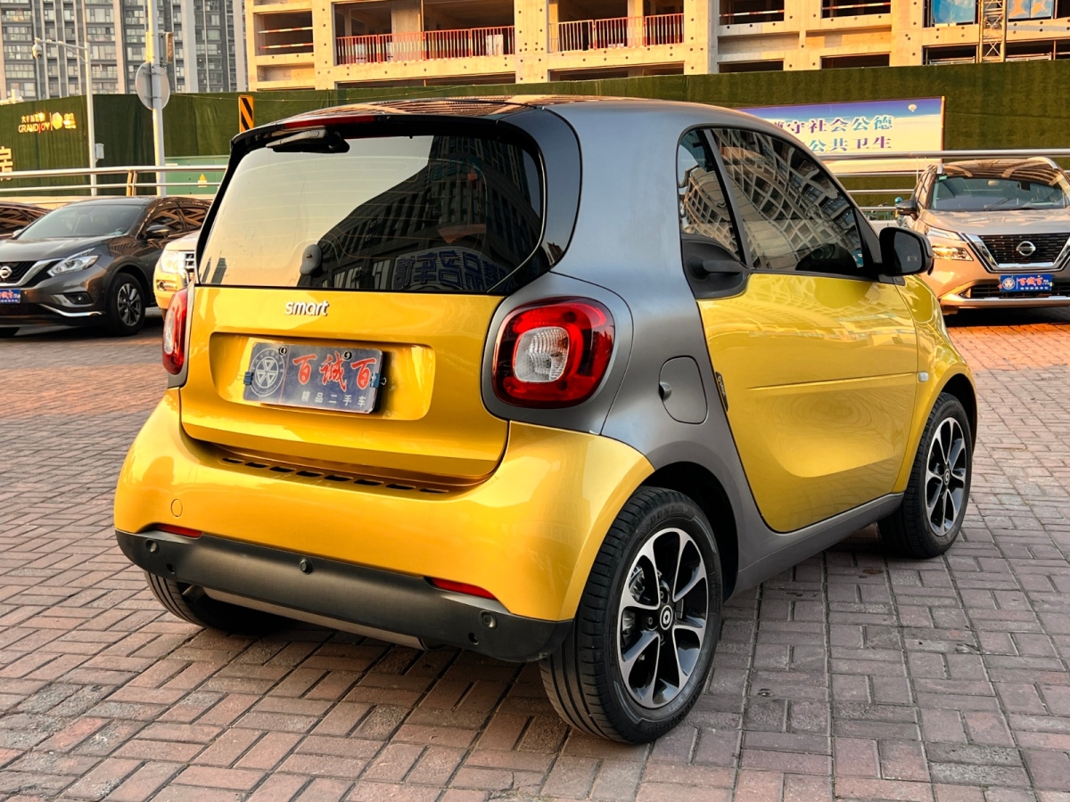 smart fortwo  2015款 1.0L 52千瓦硬頂激情版圖片